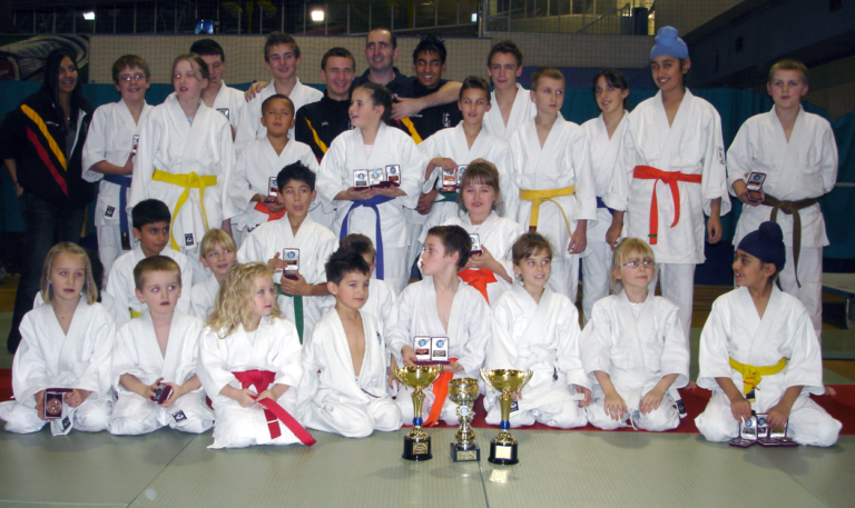 Bradford juniors at the 2005 BAA Northern Championships